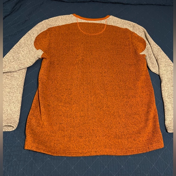 The North Face Men's Orange and Gray Sweater - Picture 8 of 10